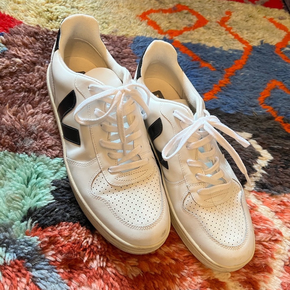 Men’s Veja Sneakers